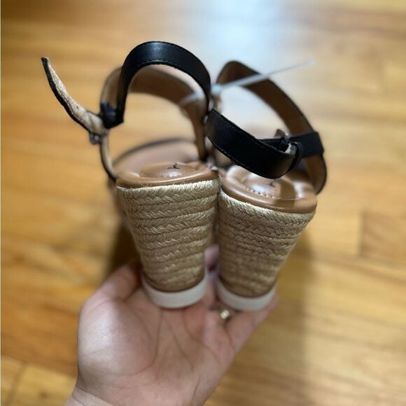 me Too | Gaby - Picture 7 of 9